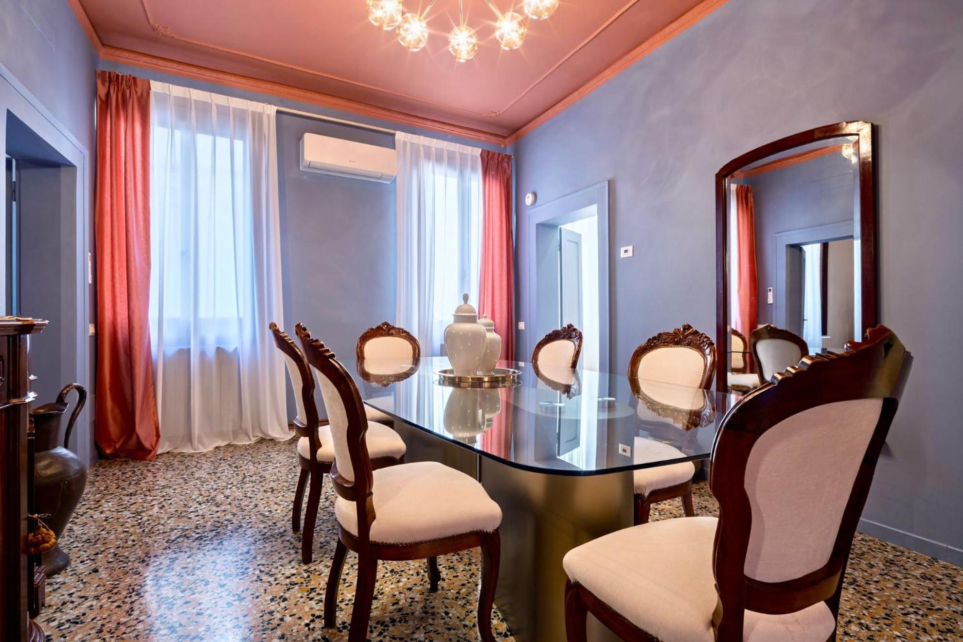 The Arsenal Large Apartamento Venecia